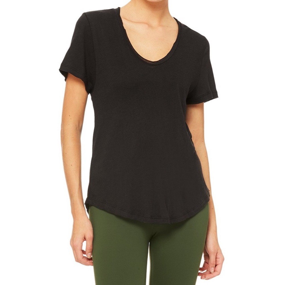 Alo Yoga- Playa Tee